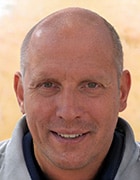410-Ueber-uns-1-Headshot-Peter-CEO-180x140px 410-Ueber-uns-1-Headshot